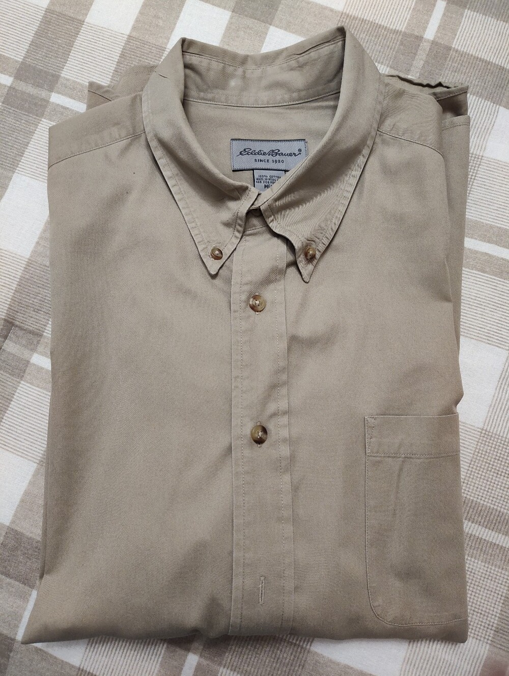 Eddie Bauer Men's Long-Sleeve Shirt in Dark Beige
